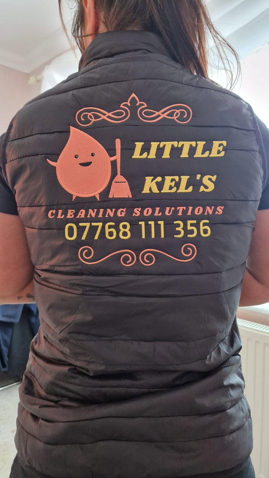 Little Kel’s branded uniform